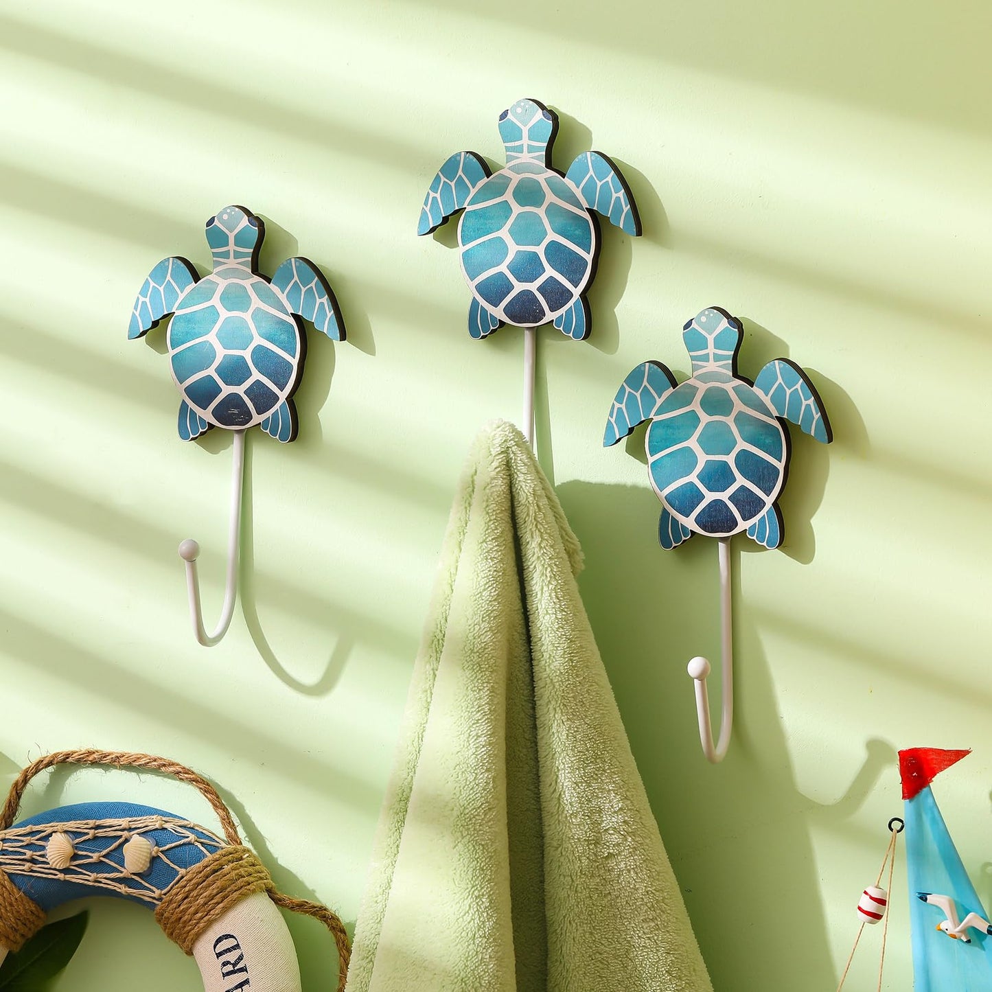 Weysat 4 Pcs Nautical Sea Turtle Wall Hooks Turtle Wall Mounted Key Holder Nautical Bathroom Decor Summer Rustic Decorative Hook for Living Room Bathroom