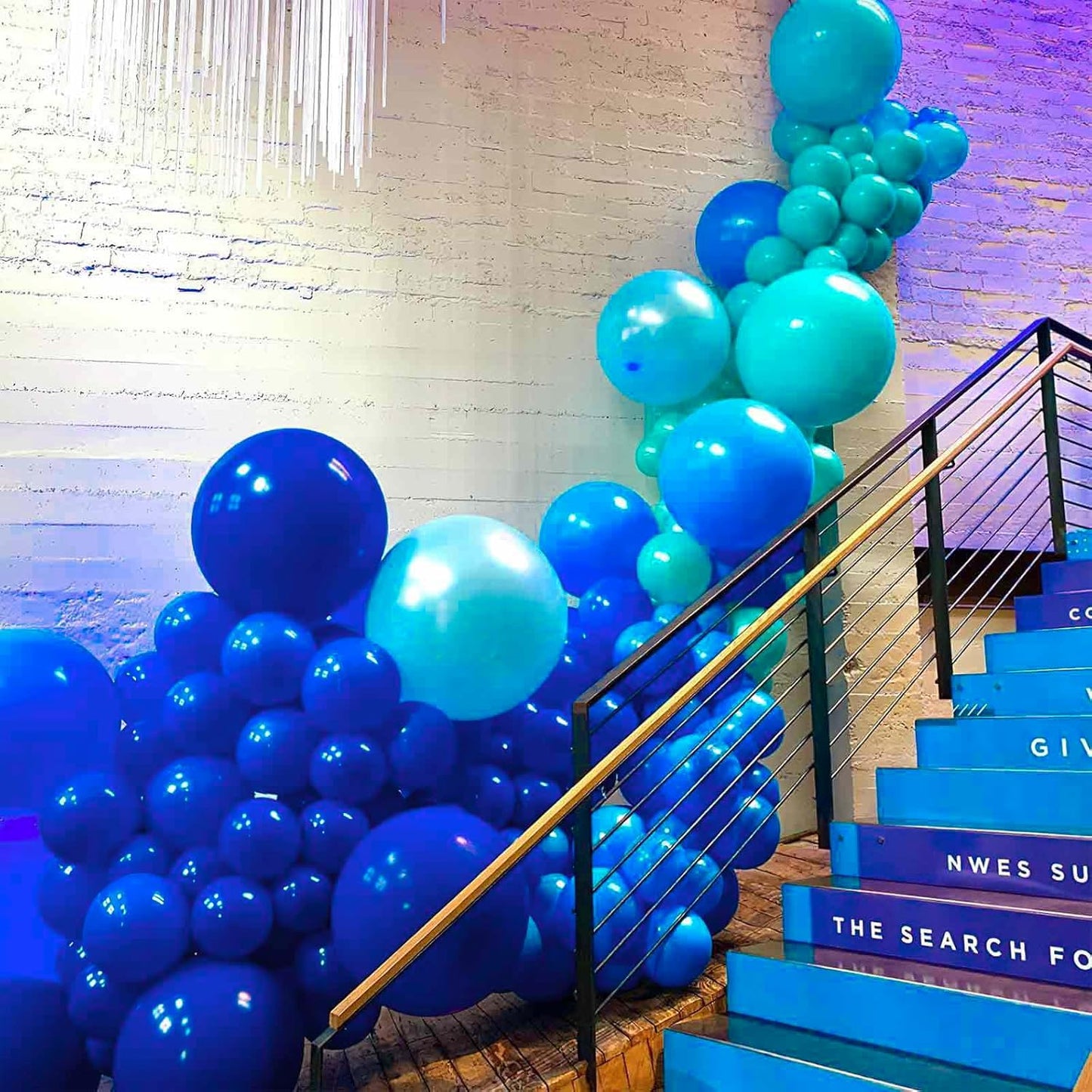 PartyWoo Blue Balloons - 140-Piece Navy Blue Balloon Arch Kit for Birthday, Gender Reveal & More