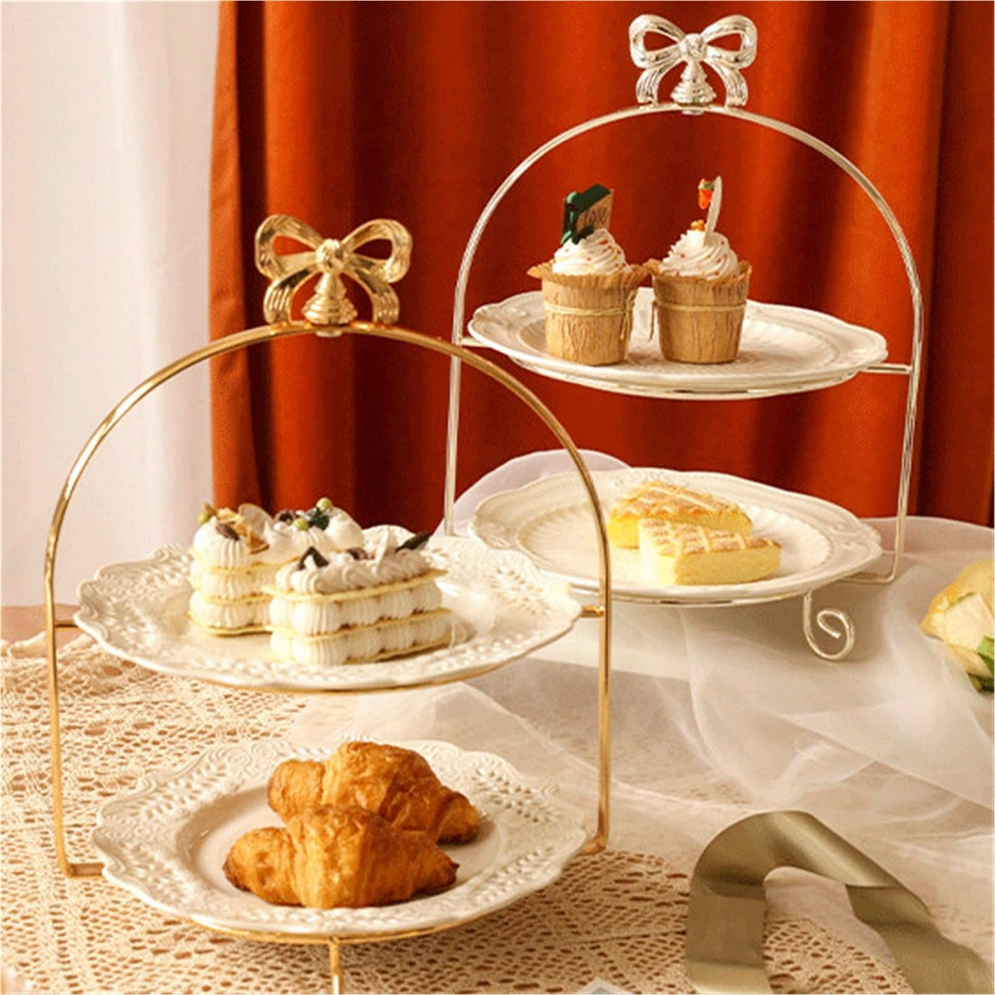uP9sF2mD cake stands Metal Cake Stand, Gold Multi-tiered Dessert Display Stand, Afternoon Tea Fruit And Pastry Tray dessert stands(Silver,Medium)
