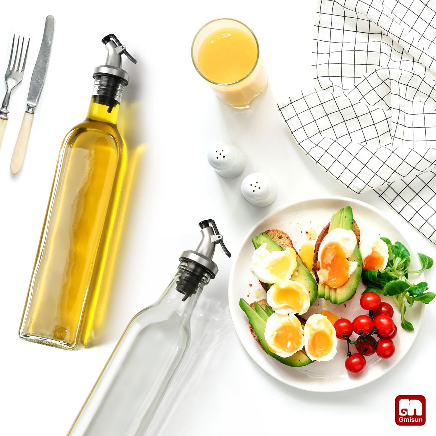 gmisun Olive Oil and Vinegar Dispenser Bottle Set, 2 Pack Oil and Vinegar Dispenser Bottle, 17oz Kitchen Oil Dispenser, Glass Cooking Oil Dispenser, Clear Glass Bottles for Oil with Funnel and Labels