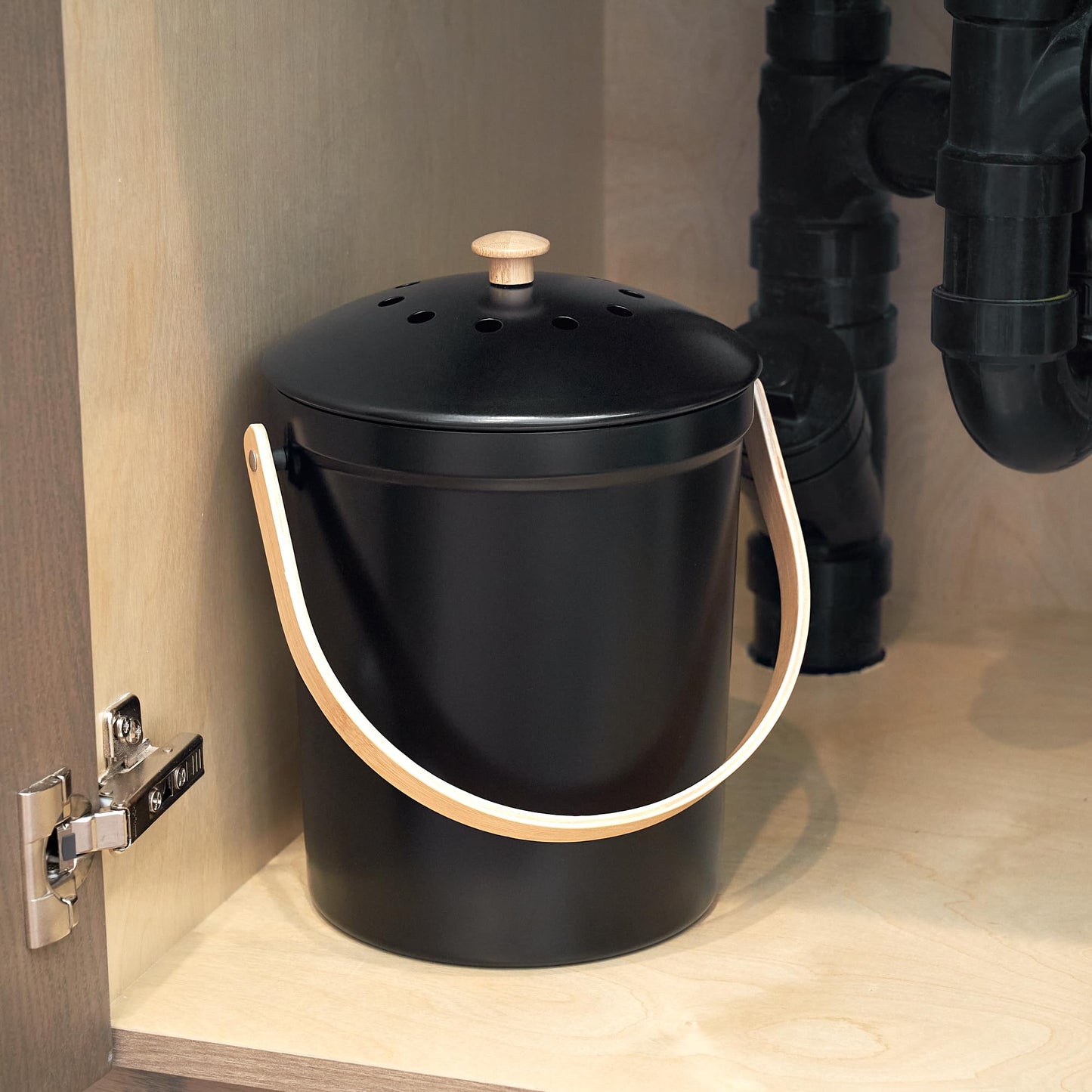 Beautiful Kitchen Compost Bin with Smell Proof Lid - Rust Proof and Odorless Compost Bucket for Your Countertop with No Smell Filters - Easy to Clean 1.1 Gallon Bin Looks Great On Any Kitchen Counter