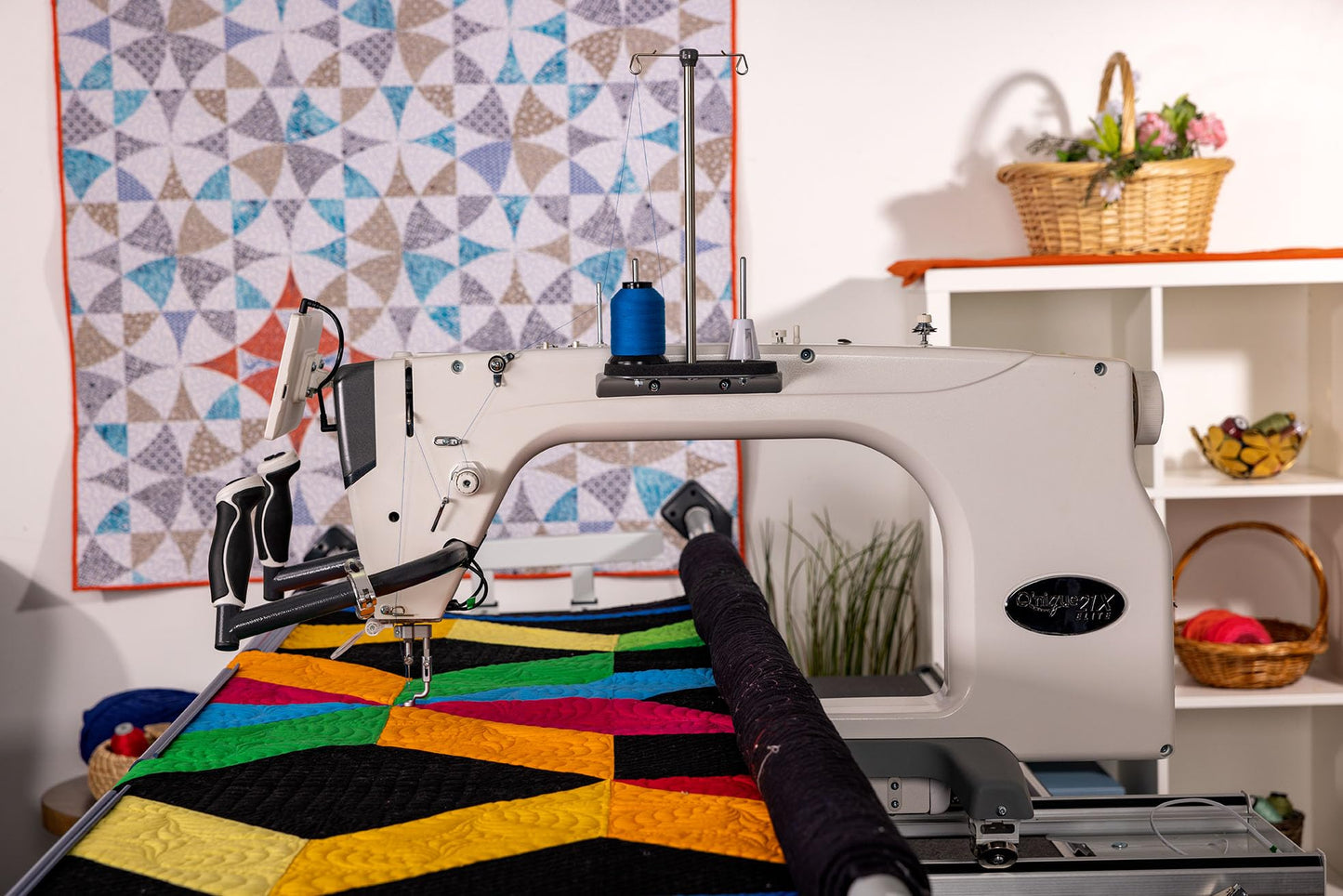Q'nique 21X Elite- Long Arm Quilting Machine (Q'nique 21X Elite & Evolution Elite 8" Frame)