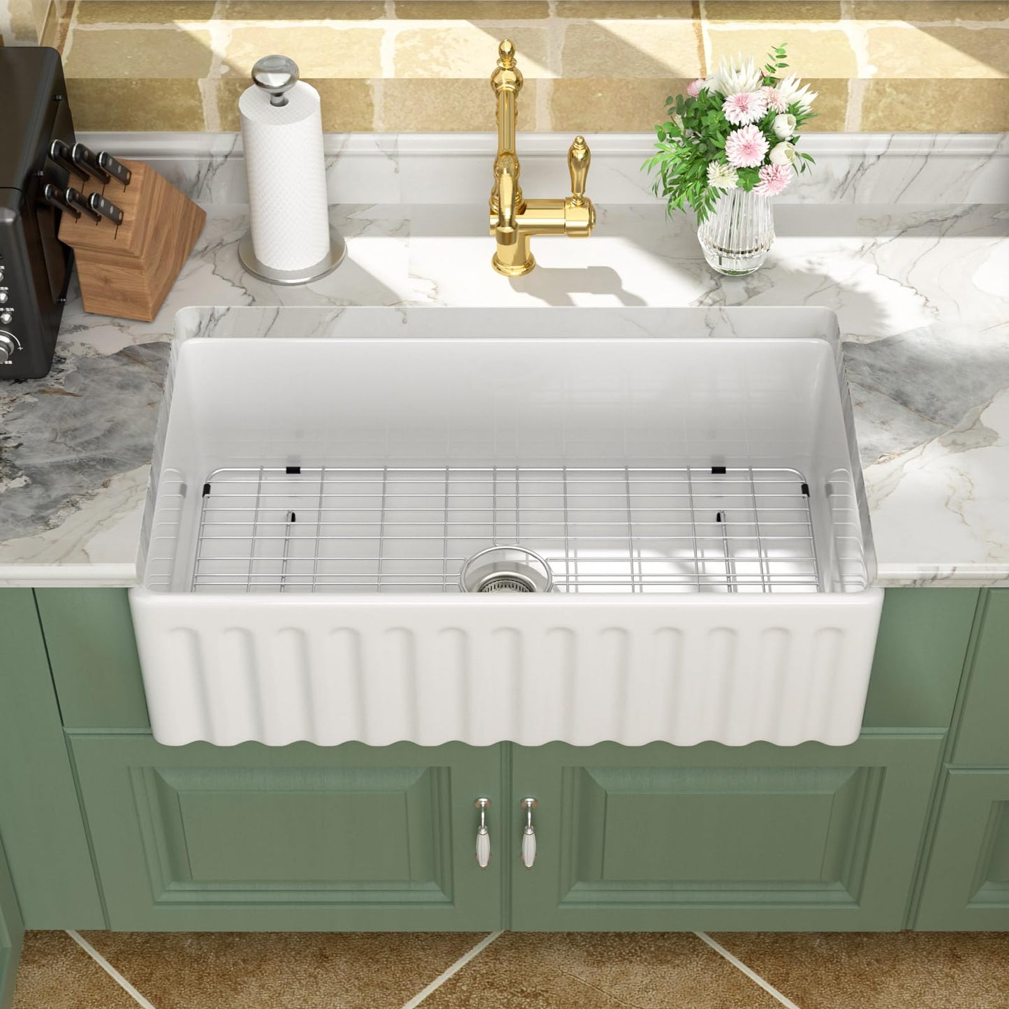 Logmey 33 In White Fireclay Farmhouse Sink with Pop-up Drain & Reversible Design 33x18x10 Durable Ceramic Apron Front Sinks,Easy to Clean,Scratch & Heat Resistant,Ideal for Traditional & Country Style