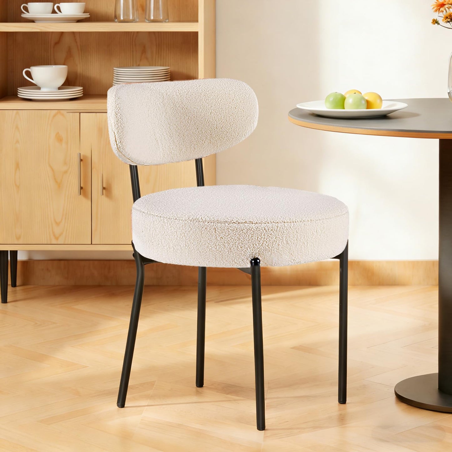 DUMOS Dining Chairs Set of 6, Mid Century Modern Chair Round Upholstered Curved Backrest, Kitchen Vanity Living Room Chairs with Black Metal Legs，Classic Beige