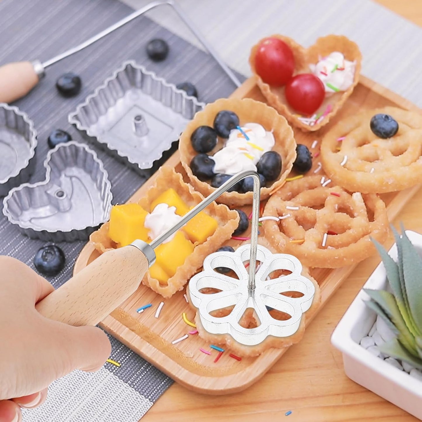 Bunuelos Mold with Handle, Rosette Iron Set, Aluminum Waffle Mold for Baking Kitchen Cooking