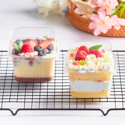 Kucoele 50 Pack 8 oz Plastic Dessert Cups with Lids and Sporks, Clear Square Cake Cups Dessert Containers for Pudding Parfait Fruit Yogurt and Shortcake