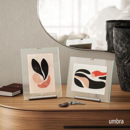 Umbra Flute 5x7 Floating Picture Frame – Modern Glass Photo Frame with Ribbed Backing and Integrated Easel, Tabletop Display for Photos or Artwork – Chrome