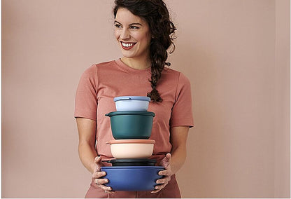 Rosti Mepal Cirqula Multi Food Storage and Serving Bowl with Lid - Tall 1 Quart, Black