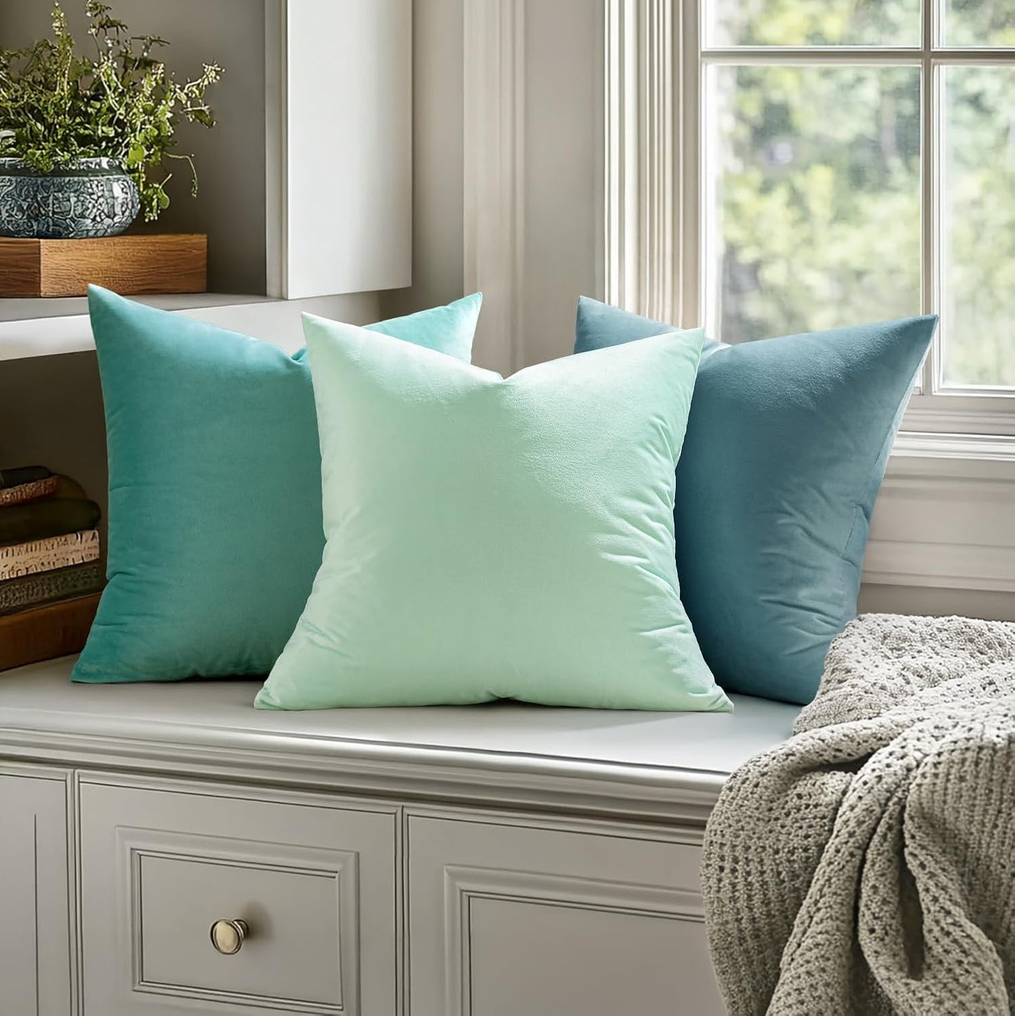 MIULEE Pack of 2 Velvet Soft Solid Decorative Square Throw Pillow Covers - 16x16 Inch Aqua Green