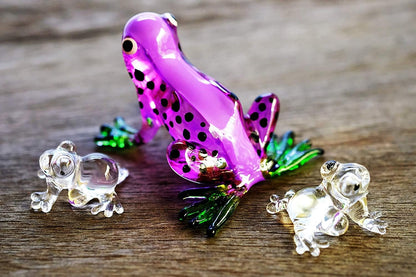 ChangThai Design Tiny 2¼" Purple Green Black Dotted Frog Figurine - Miniature Hand Blown Painted Glass Collectible