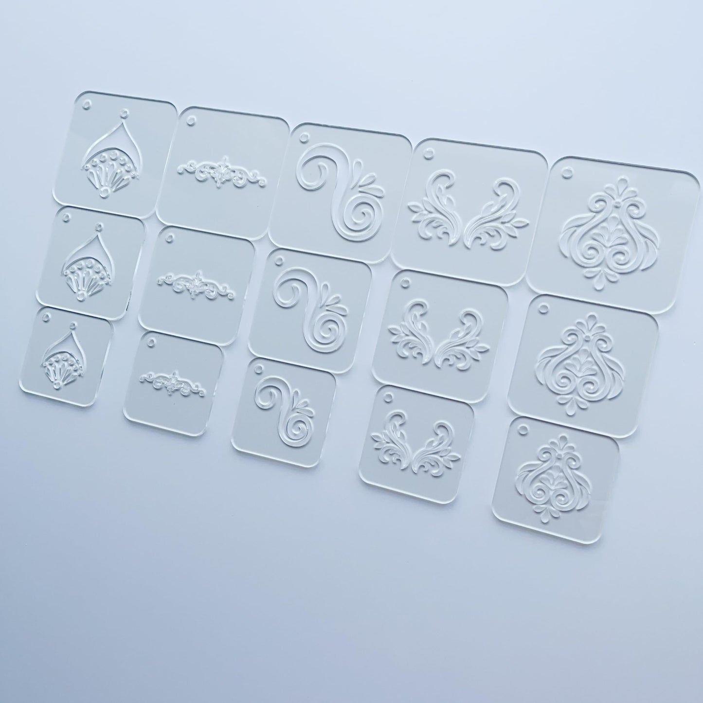 15 Pieces Acrylic Mandala Drawing Stencils, 3 Sizes 2.95/2.56/2.17 Inches with Metal Ring for Dot Art, Painting