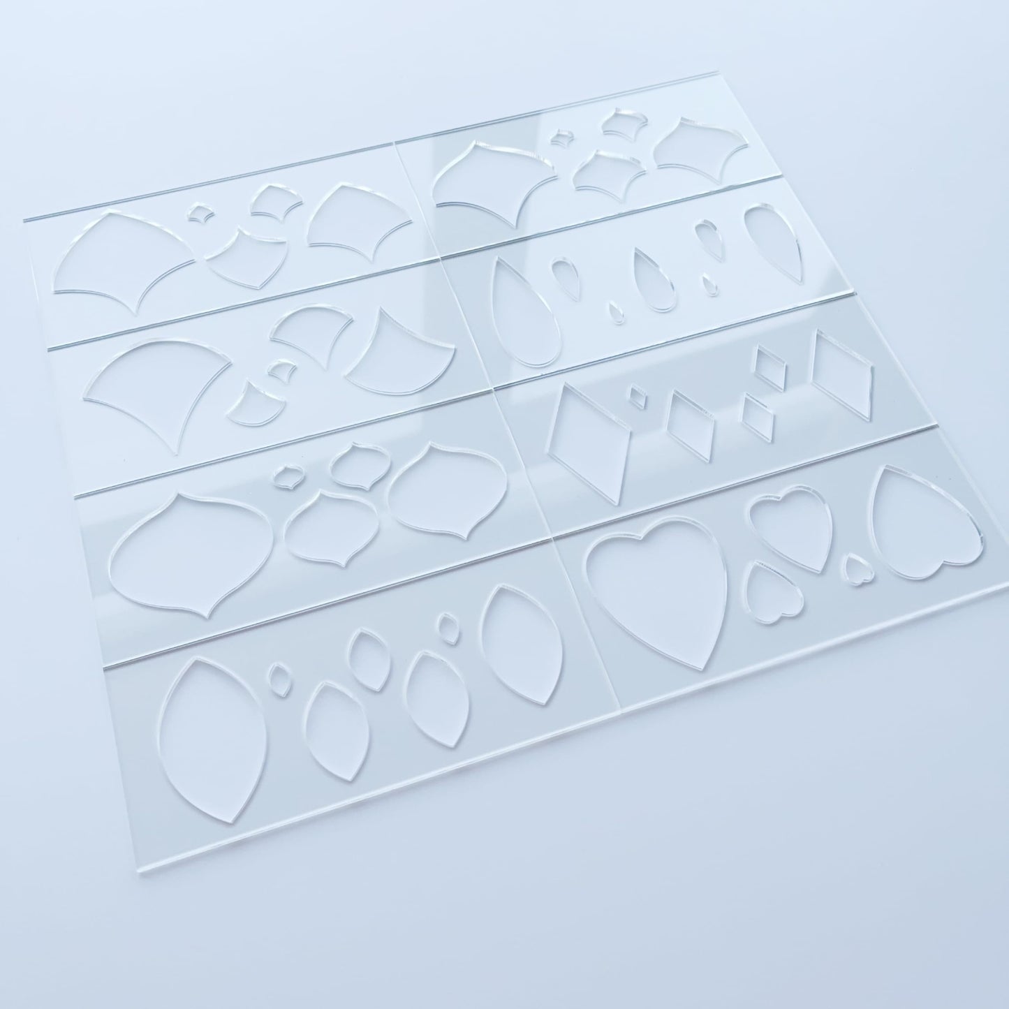 Set of 8 Mandala Art Stencils, 8 Geometric Shapes with 5 Sizes Each, Clear Acrylic Drawing Templates, Hearts, Diamonds, Ovals, Leaves