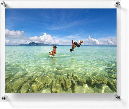 5x7 Floating Acrylic Picture Frame with Chrome Standoff, Double Panel Wall Mount for Picture Up To 5x7 Inches.