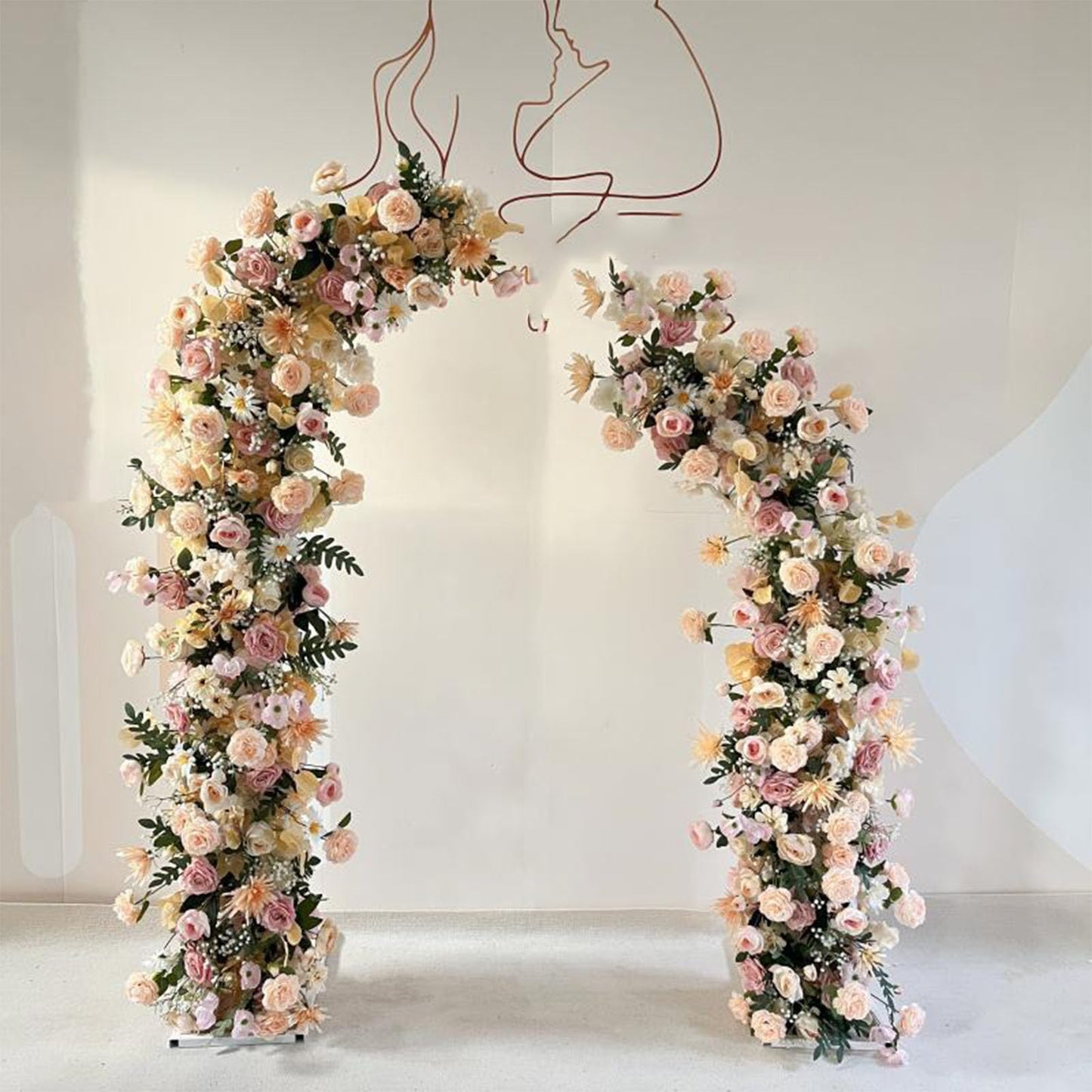 Black Iron Crescent Moon Wedding Arch Stand Set for Weddings and Events Easy Assembly 2 Pieces (Gold)