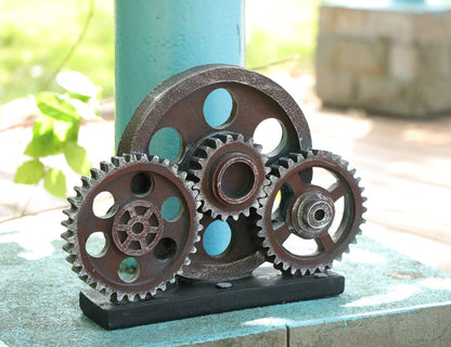 Rmdusk Industrial Steampunk Gear Train Figurine, Cog Wheel Statue, Resin Model, Home Bar Décor Ornament 7.7" H Copper