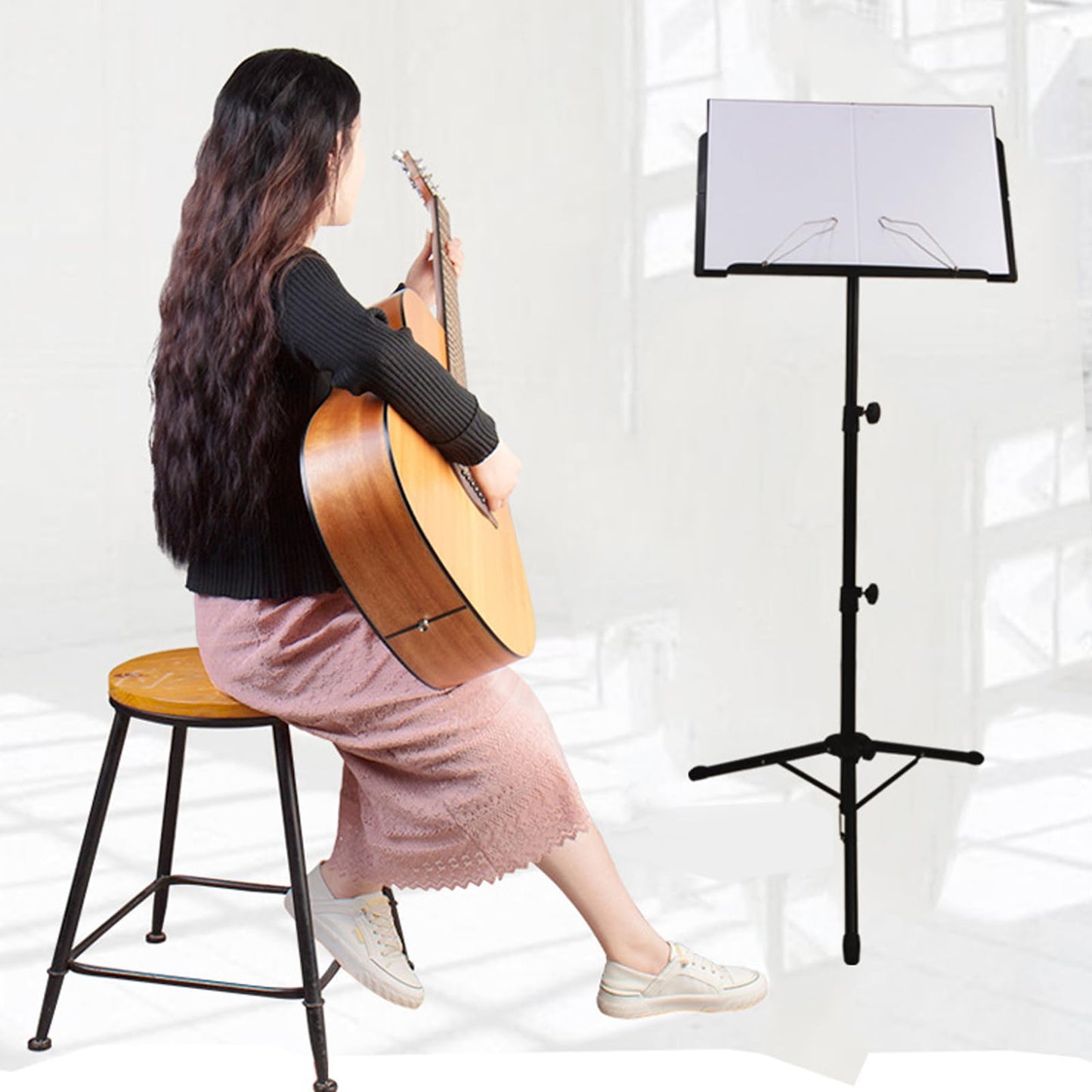 icVantA Portable Music Stand, Sheet Music Stand with Bag & Light, with Folding Tray, Stable, Height Adjustable, Bearing 4kg, for Instrumental Performance & Band & Travel, Easy to Install