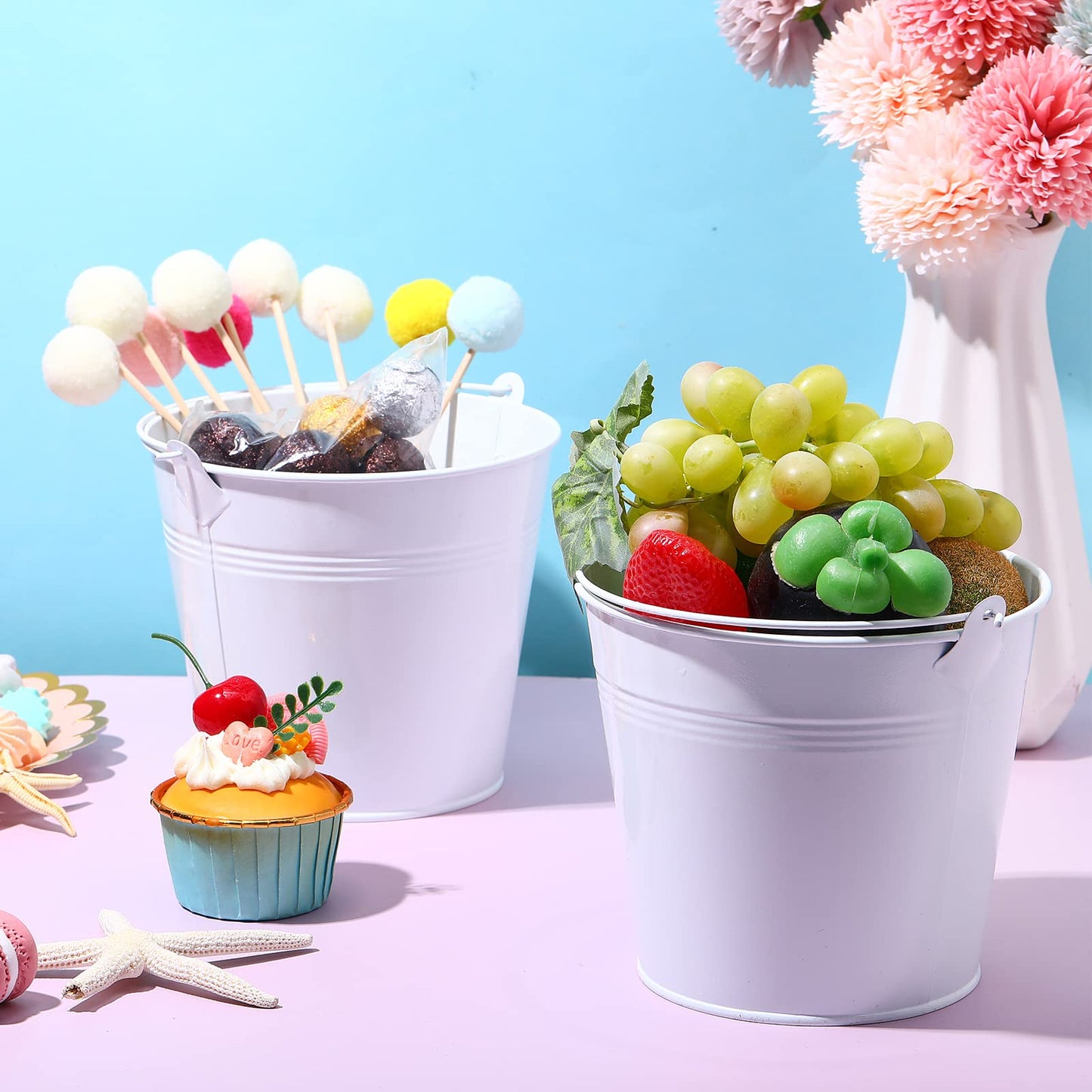 Rtteri 24 Pcs Small Metal Buckets with Handle Mini Buckets Bulk Classroom Pencil Holder Iron Pails Back to School Supplies for Pencil Crayon Crafts Party Favors, 6 x 5 Inch(White)