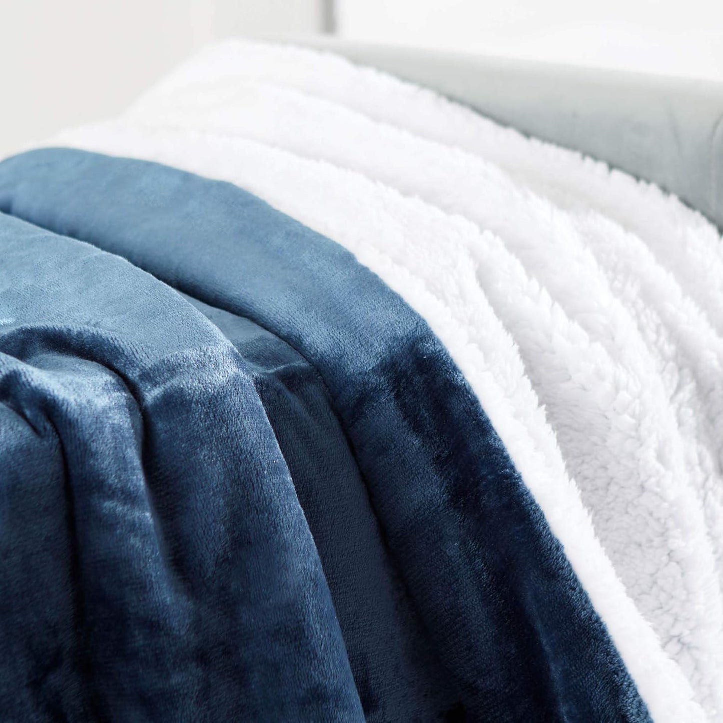 50 60 inches, Genteele Sherpa Throw Blanket Super Soft Reversible Ultra Luxurious Plush Blanket, x Navy/White