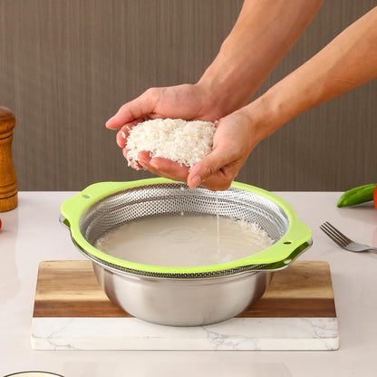 AHIABOAT Colander Stainless Steel Microporous, 2QT Rice Strainer with Mixing Bowl, Rice Washer Bowl Set with Handle, Food-Grade Strainers and Colanders for Kitchen, Pasta, Fruit, Dishwasher Safe