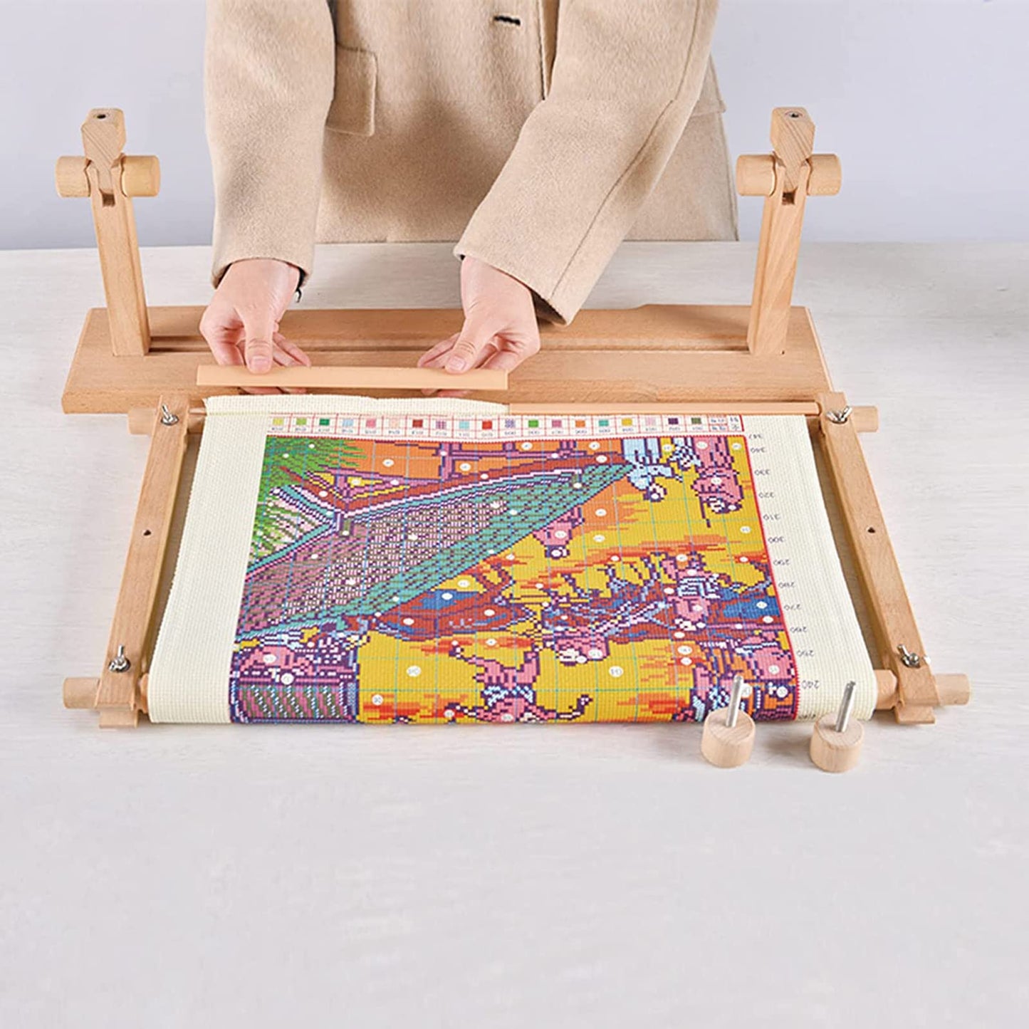 Rotated Embroidery Frame Stand, Adjustable Cross Stitch Scroll Frame, Beech Wood Quilt Frame Needlepoint Holder Floor Table Lap Stand for Stitching Sewing Craft