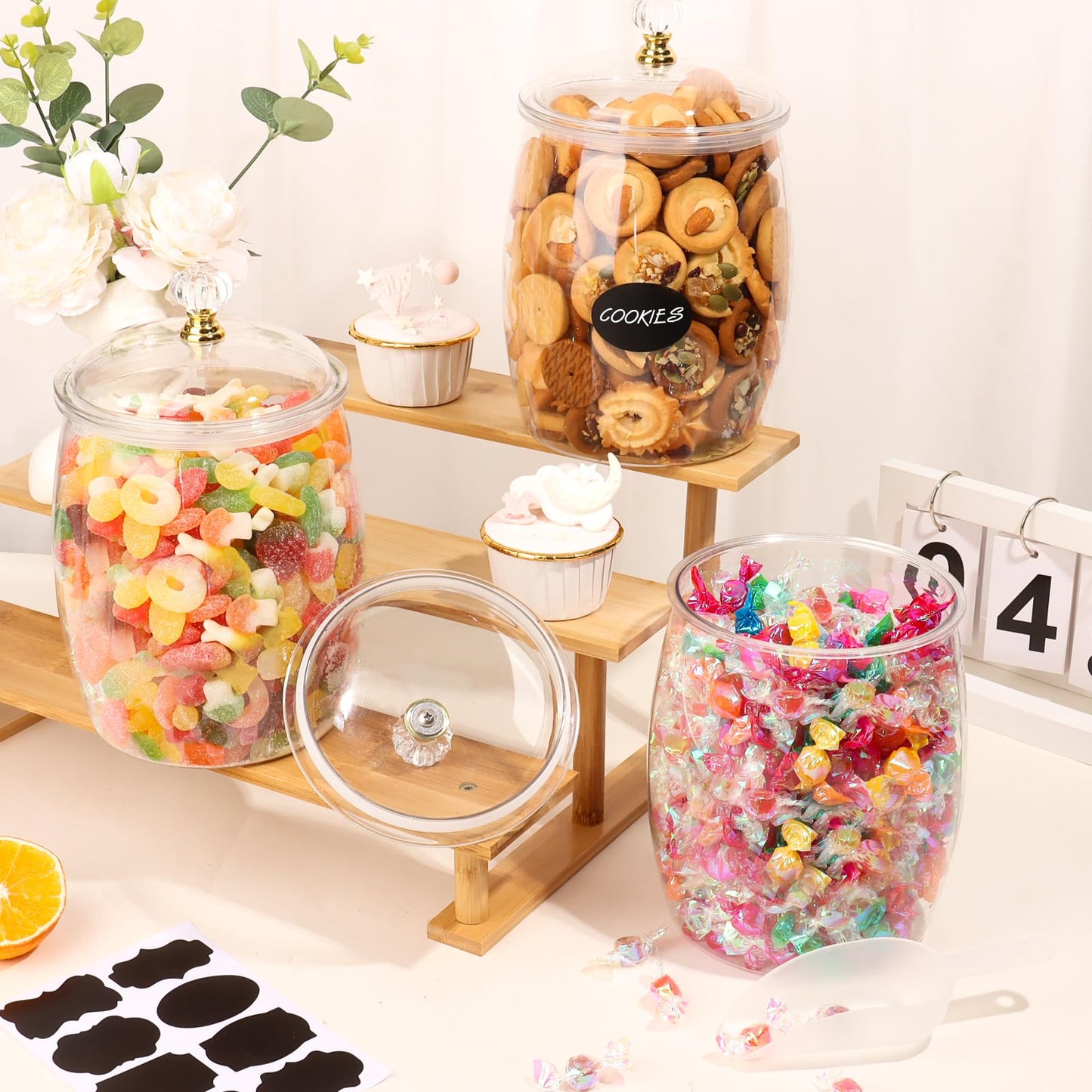 mwellewm 4 Pcs Candy Jars With Lids&Spoons 1/2 Gallon Clear Plastic Cookie Container Large Airtight Apothecary Storage Organization Hard Snack Buffet Canister for Wedding Home Kitchen Bar Decoration