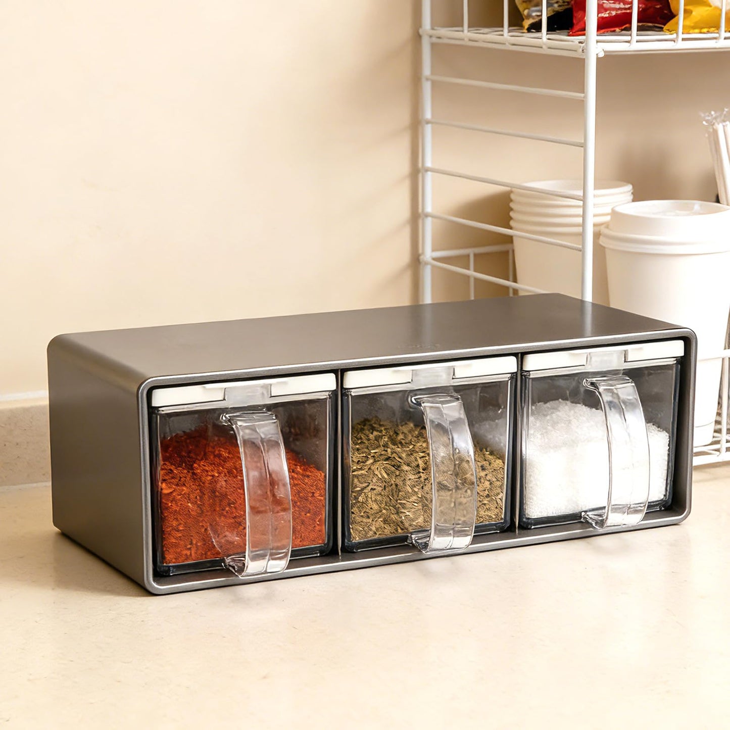yaenoei 3 Grids Seasoning Organizer Box, Stainless Steel Spice Containers with Lid and Spoon, Storage Rack for Salt, Sugar, Pepper, Spices, Suitable for Home Kitchen and Cafe Use