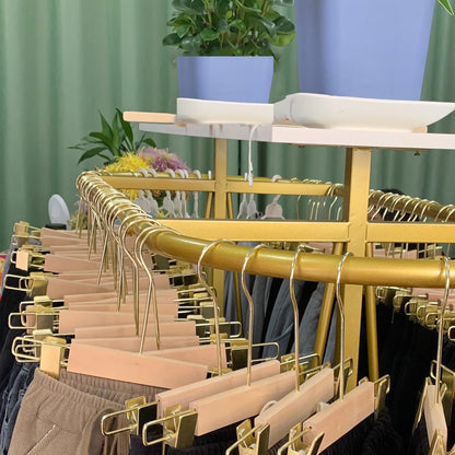 SPTZQURY Round Clothing Rack, Commercial Floor Standing Clothes Hanging Rack, Oval Iron Clothing Hanging Rack, for Bedrooms Hanging Apparel, Boutiques Display, Laundry Room (Gold)
