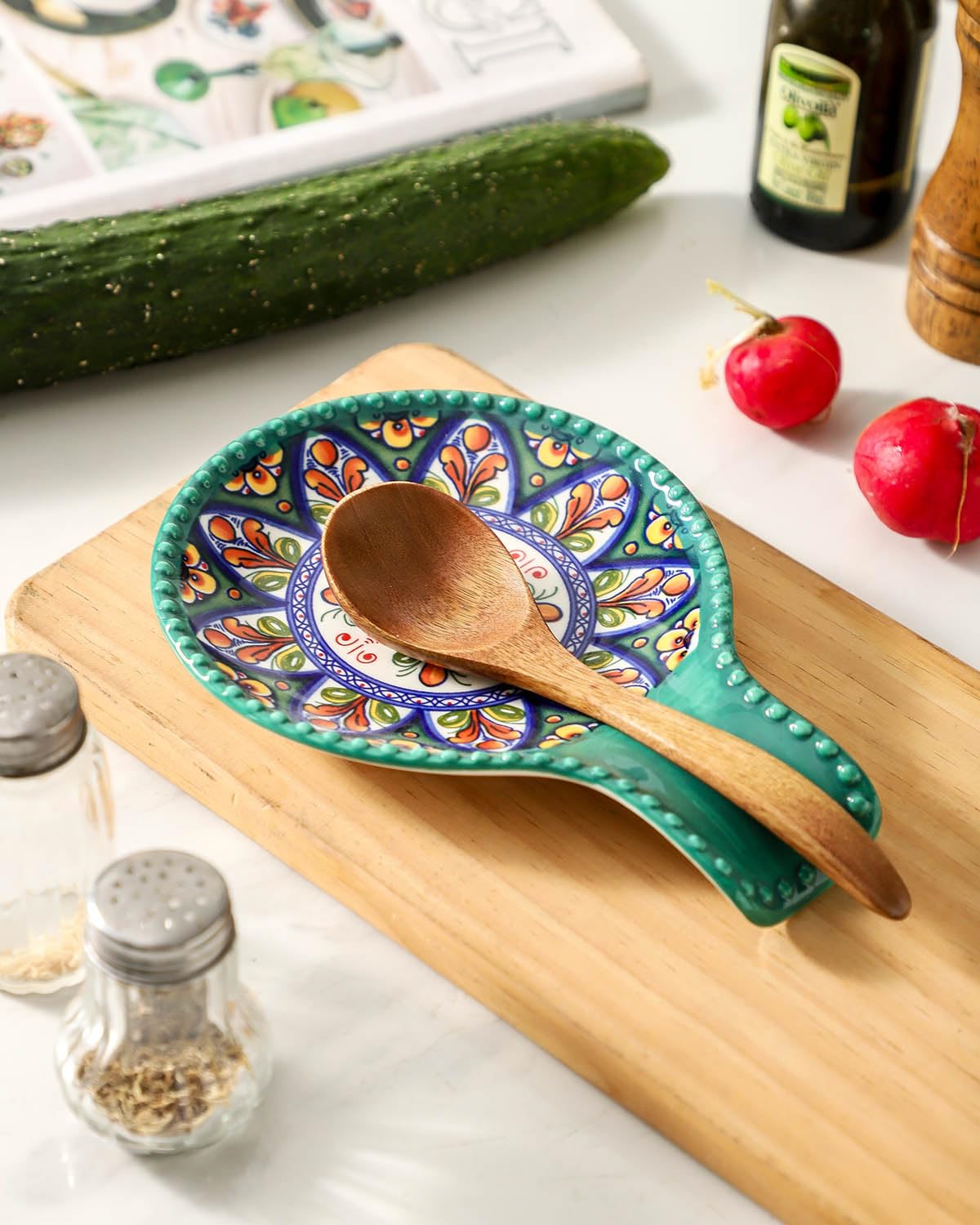 Glowworm Ceramic Spoon Rest for Stove Top, 7.7 Inch Coffee Spoon Holder for Spoons, Ladles, Tongs, Spatula, Farmhouse Utensil Rest for Kitchen Counter Decor, Green