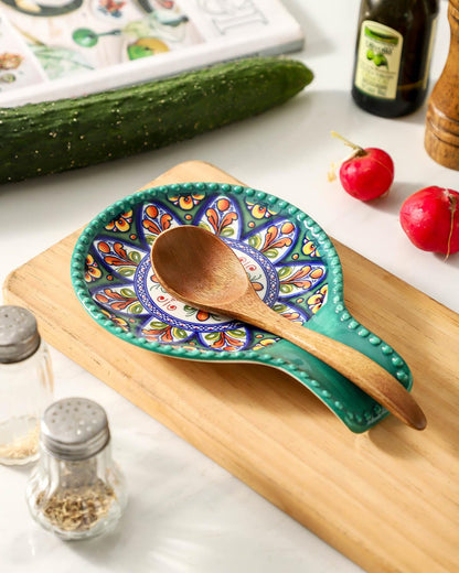 Glowworm Ceramic Spoon Rest for Stove Top, 7.7 Inch Coffee Spoon Holder for Spoons, Ladles, Tongs, Spatula, Farmhouse Utensil Rest for Kitchen Counter Decor, Green