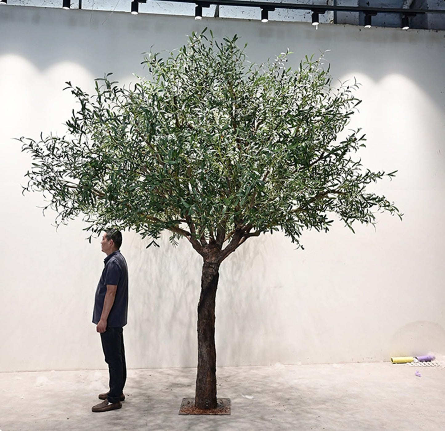 Faux Olive Tree with with Natural Trunk & Lifelike Fruits, Olive Trees Artificial Indoor, for Home Office Living Room Bedroom Holiday Decor(5FT)