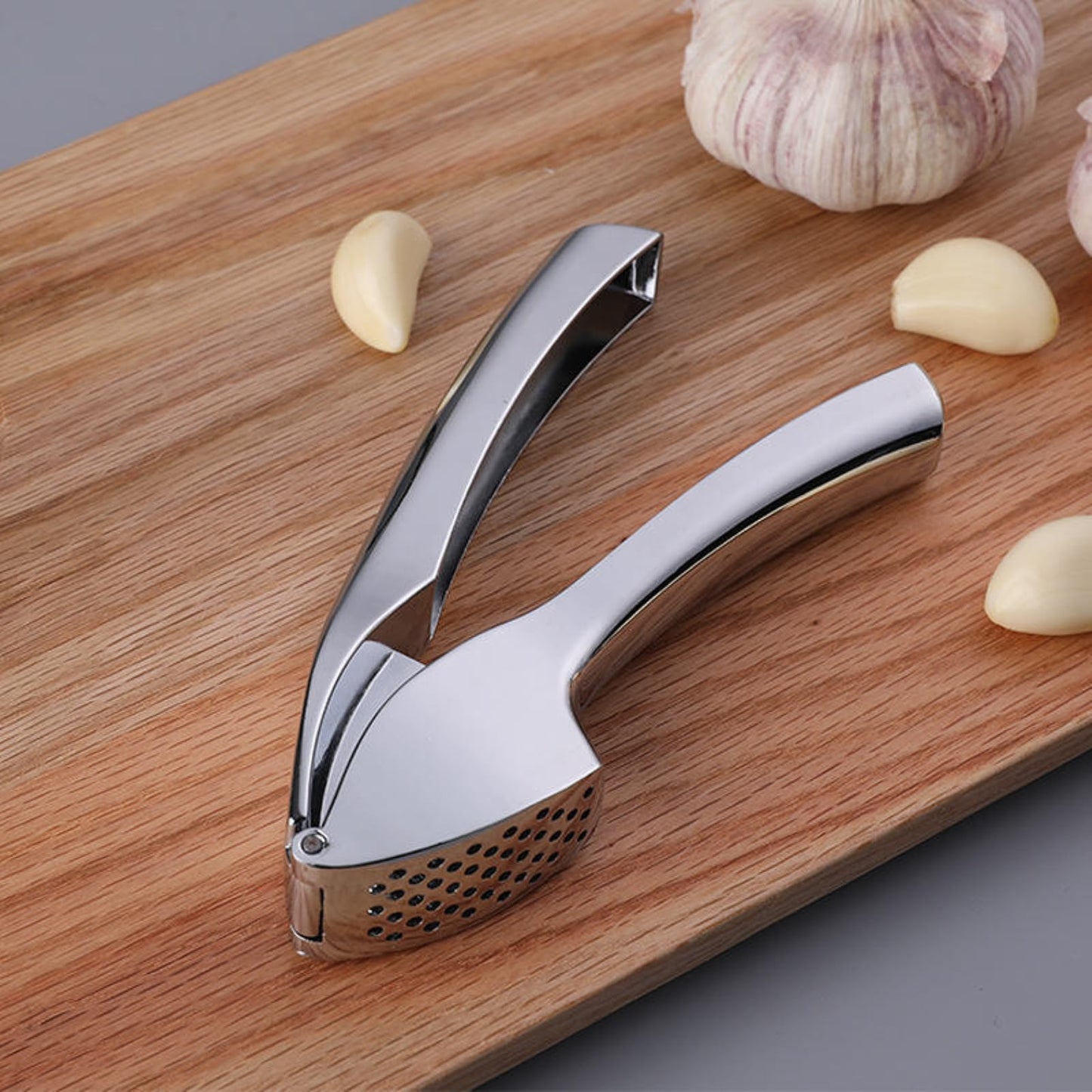 Heavy Duty Garlic Press, Zinc Alloy Garlic Crusher & Mincer, Easy Squeeze Garlic Press Tool with Ergonomic Handle, Garlic Mincer with Peeler Tube & Cleaning Brush for Kitchen Cooking