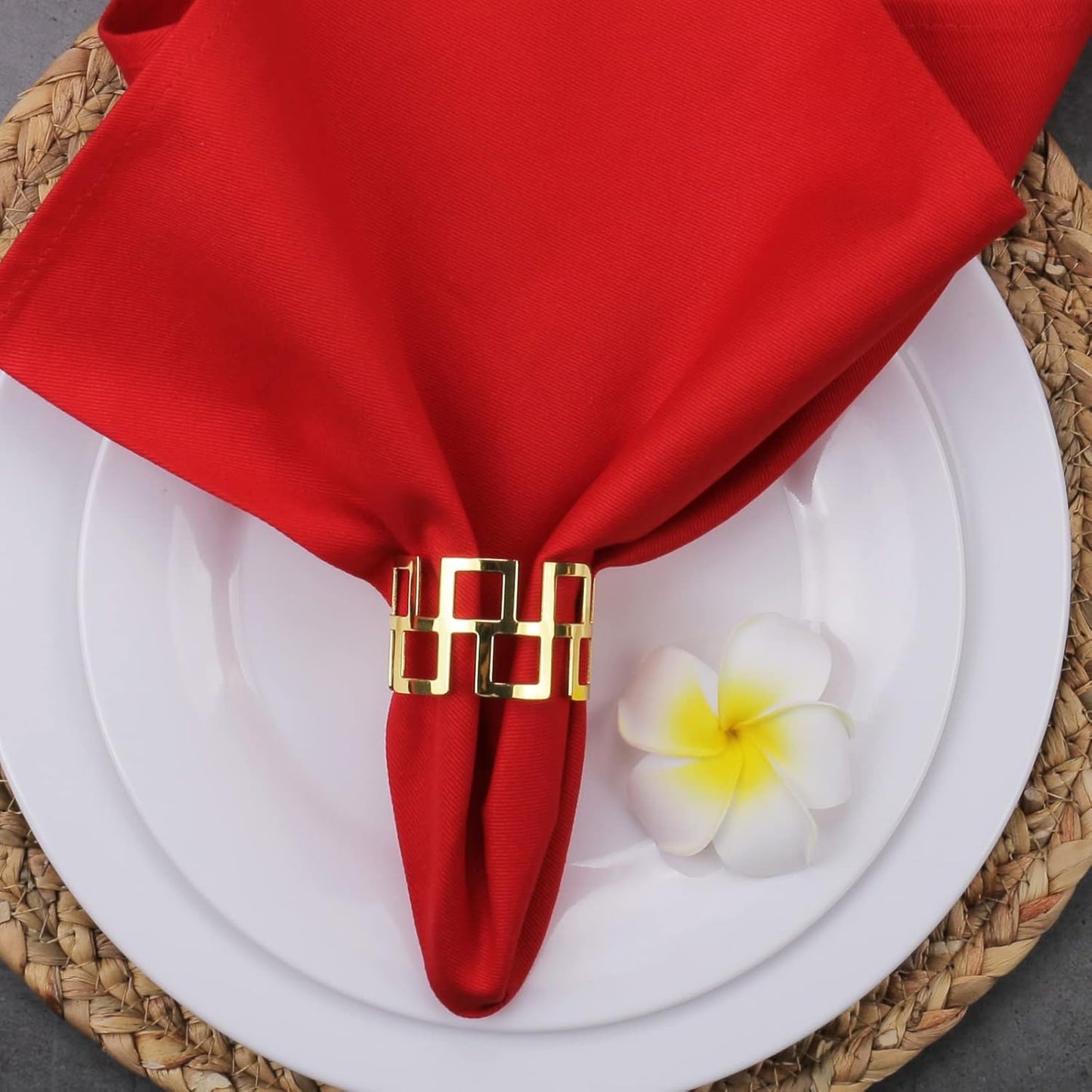 LogHog Delicate Christmas Gold Napkin Rings - Set of 12, Ideal Table Setting Napkin Buckles for Christmas, Thanksgiving