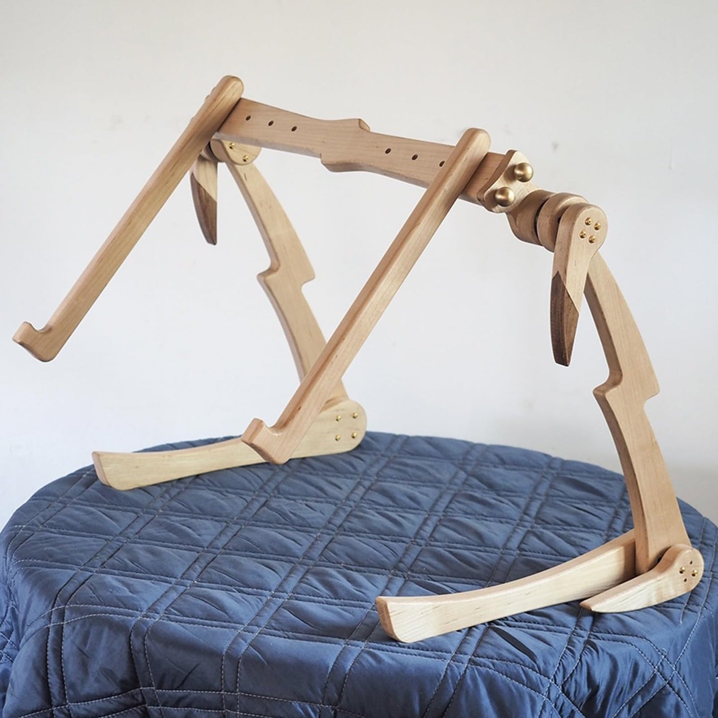 FENOKD Embroidery Stand Embroidery Hoop Adjustable Embroidery Stand, Maple Wood,Frame Cross Stitch Floor Stand,Sewing, and Art Crafts, 15.74in*16.53in,Maple Wood-15.74in*16.53in