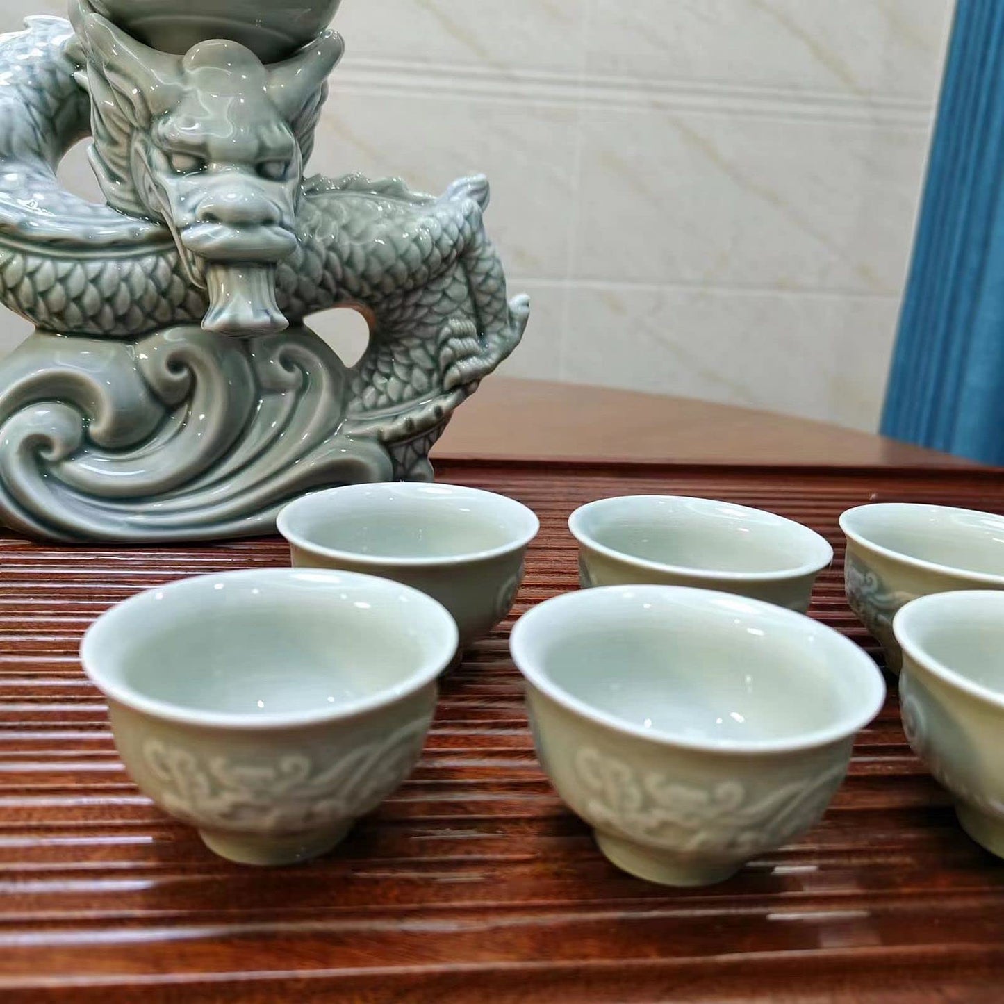 Scizorito Chinese Gongfu Tea Set Gift Box, Pure Hand Firing, Chinese Dragon Shape, Suitable for Office, Home, Gift (White Dragon)