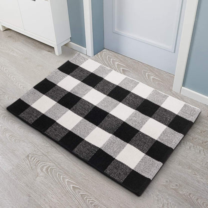 Buffalo Plaid Rug - Black and White Checkered Outdoor Rug, Washable 24x36 Inches