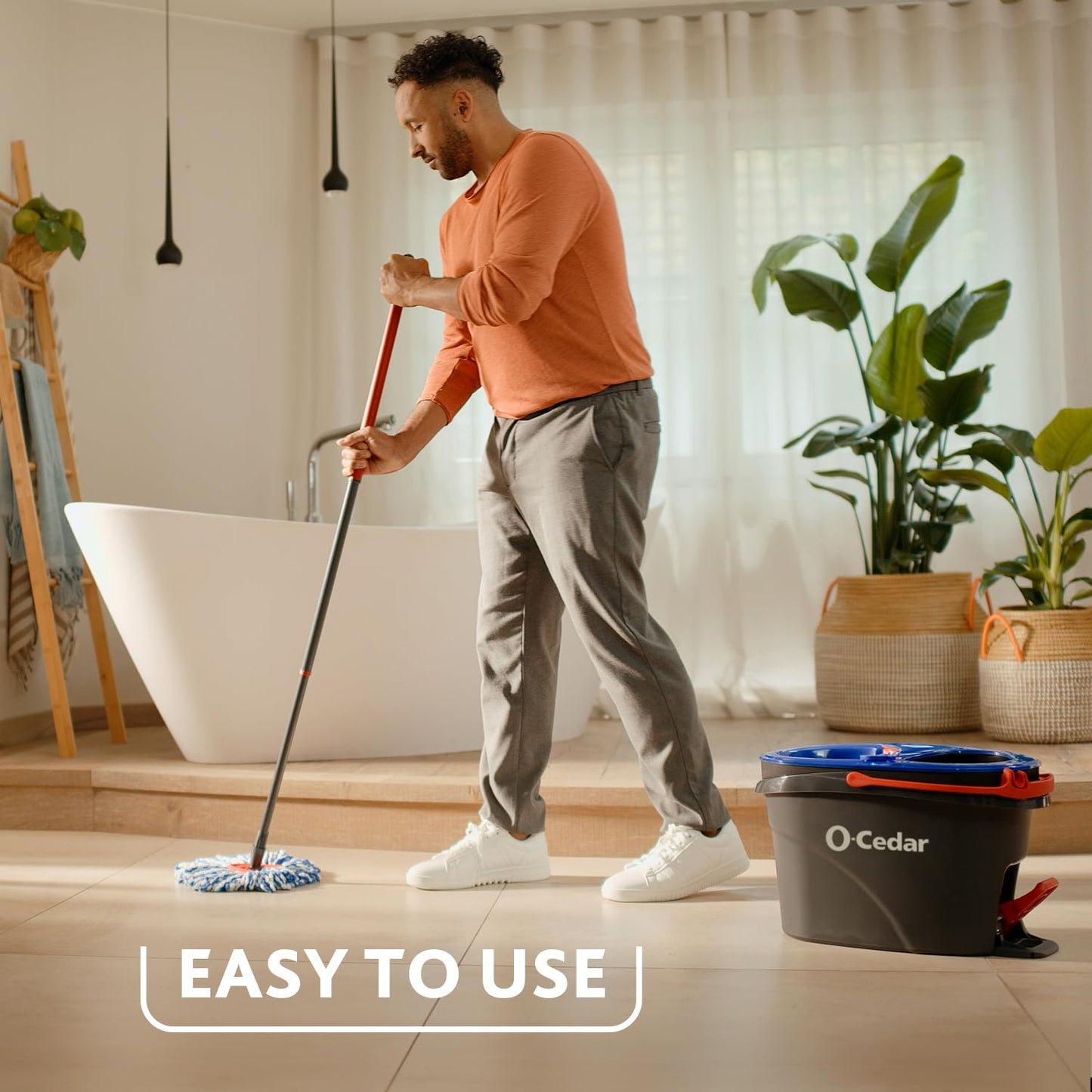 O-Cedar RinseClean Spin Mop & Bucket System + 2 Extra Mop Heads| Clean with Water | Removes 99% of Bacteria