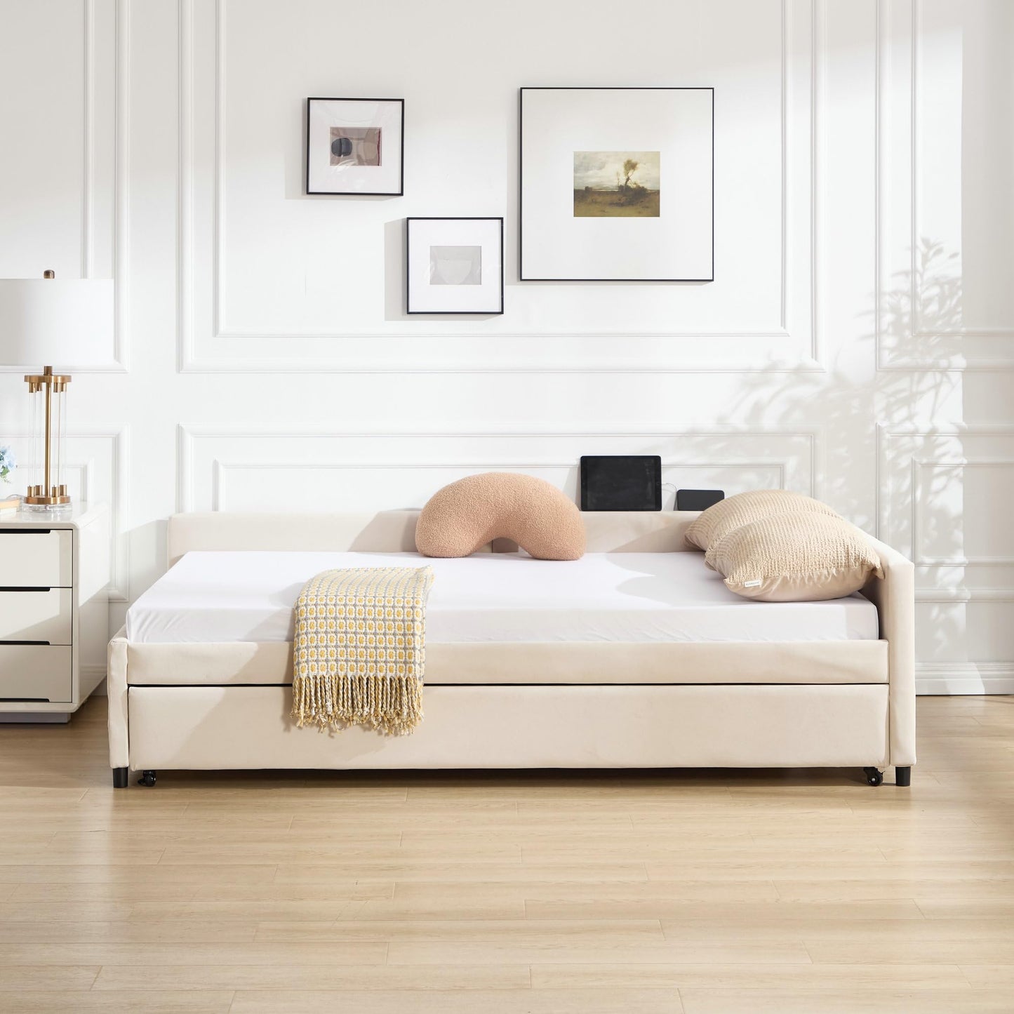 Ball & Cast Full Size Daybed with Trundle,Velvet Upholstered Day Bed Frame Full with USB Port and Solid Wood Slat Support,L Shaped Corner Trundle Bed,No Box Spring Needed,Beige