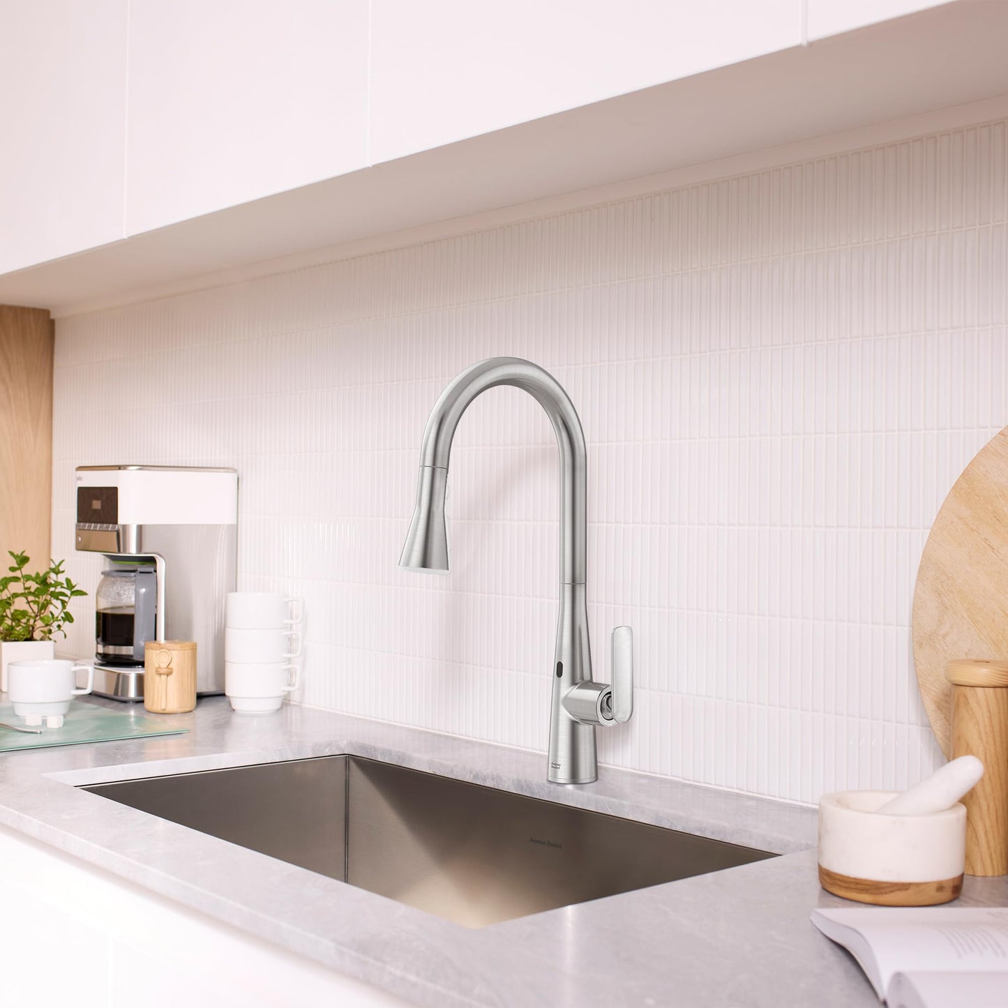 American Standard 104880DC00 Aspirations Touchless Pull-Down Kitchen Sink Faucet, 1.8 GPM, Stainless Steel