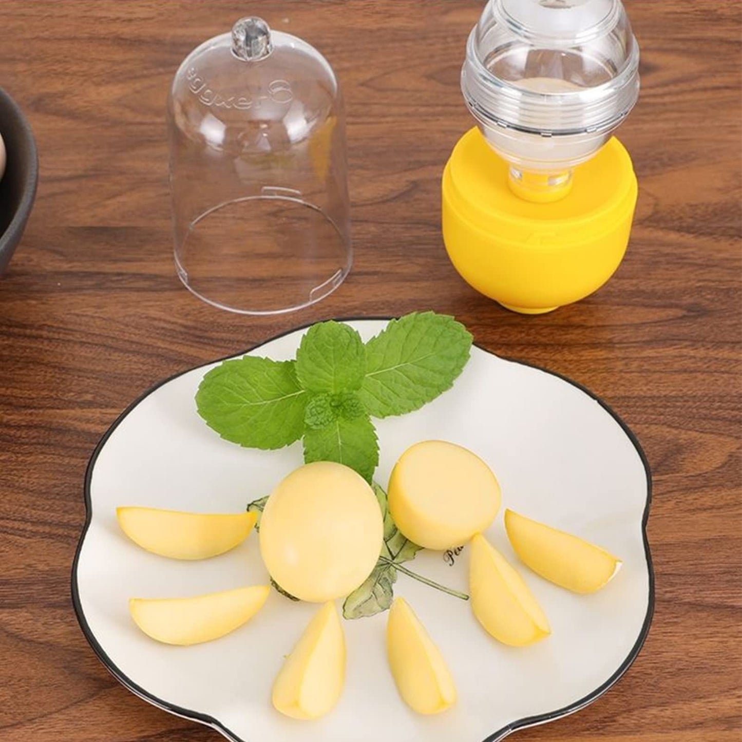 Zerodis Egg Spinner, Pulling Rope Detachable Plastic Dishwasher Washable Manual Golden Egg Shakers, Egg White and Yolk Spin Mixer Egg Scrambler for Making Hard Boiled Golden Eggs