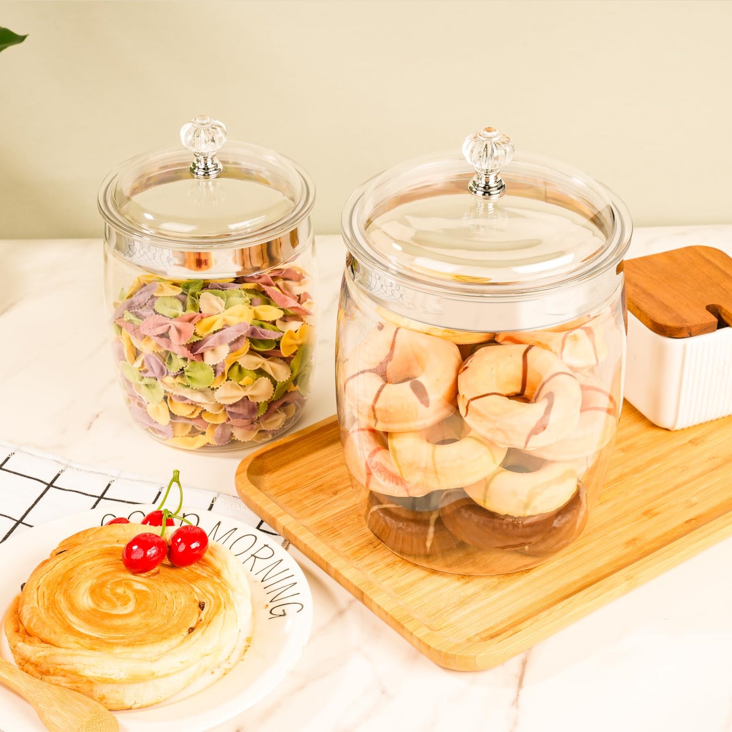 Wagrvuy 2 Pcs Candy Cookie Jar with Lids - 128 Oz & 74 Oz Plastic Clear Airtight Containers Large Kitchen Pantry Food Apothecary Storage Sealed Canisters for Coffee Cereal Pasta Flour Rice Snack