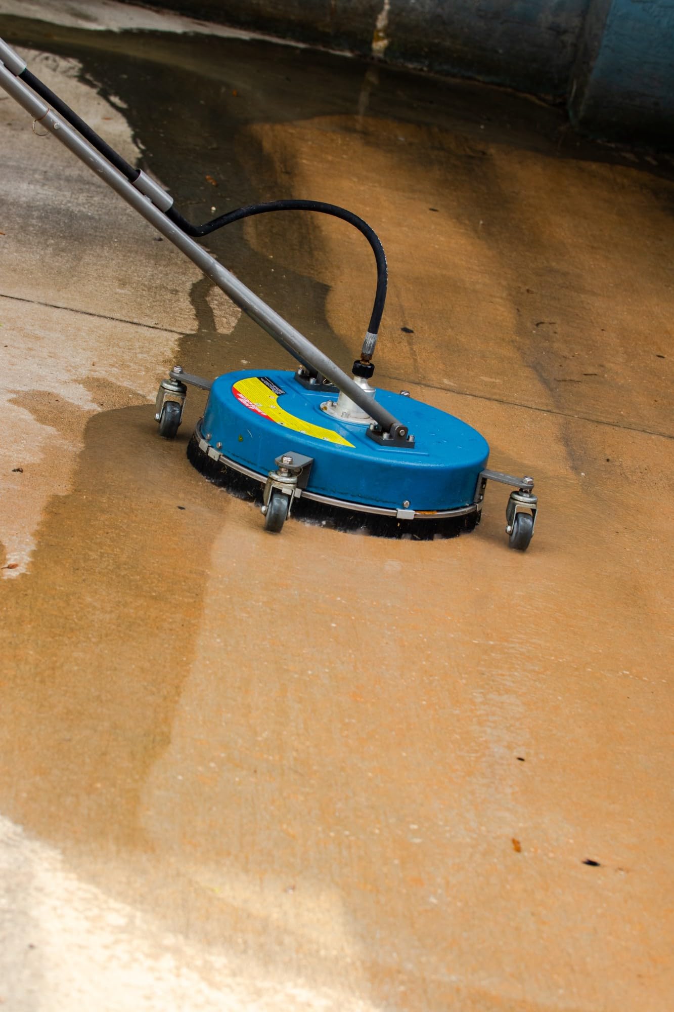 Pressure-Pro 18" Surface Cleaner for Pressure Washer – 4500 PSI, 5 GPM, 180°F Hot Water Rated, 3/8" Quick Connect, Dual Handle w/Wheels, Commercial Driveway & Patio Cleaner