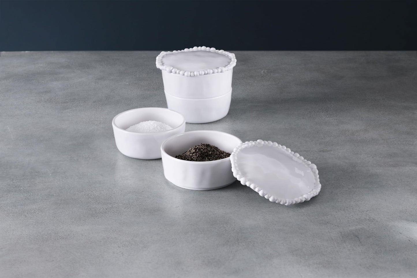 Beatriz Ball VIDA Alegria Stackable Salt-Pepper Cellar with Lid (White)