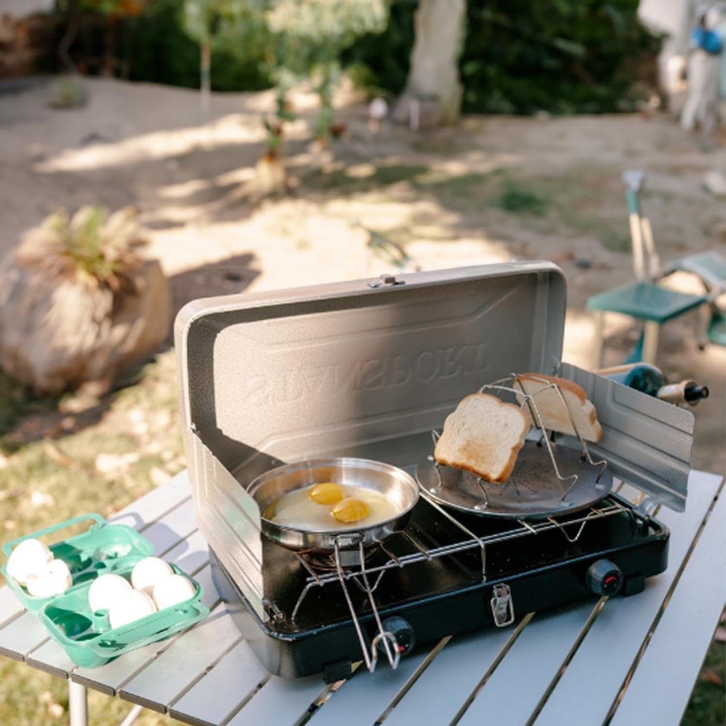 Meanhoo Folding Camping Toaster for Gas Stove Top – Stainless Steel 4-Slice Camp Stove Toaster Rack Holder – Portable Outdoor Bread Toaster for Camping, RV, Hiking & Picnic (Includes Tongs)