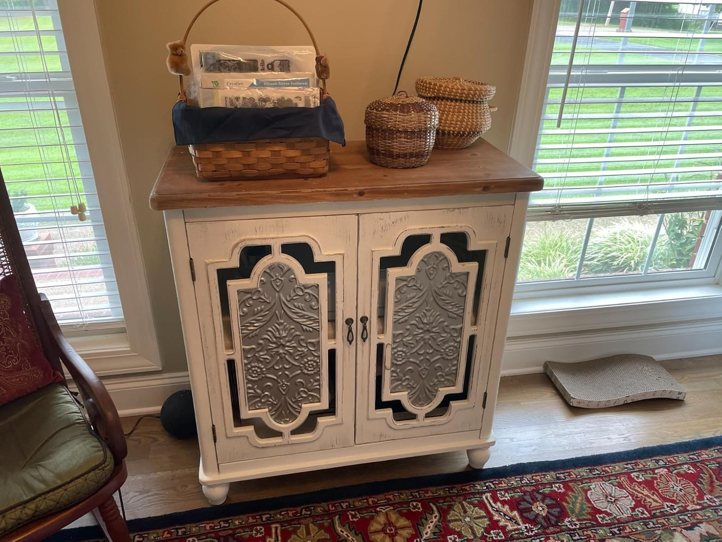 MAISON ARTS Accent Cabinet with 2 Doors, Farmhouse Decorative Storage Cabinet with Solid Wood Frame & Legs for Living Room Entryway Small Sideboard Buffet Cabinet, Metal Embossing Pattern