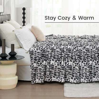 Cozy 90"*90" Bliss Leopard Print Fuzzy Throw Blanket for Bed & Couch, Thick Soft Warm Fleece Blankets for Room Decor