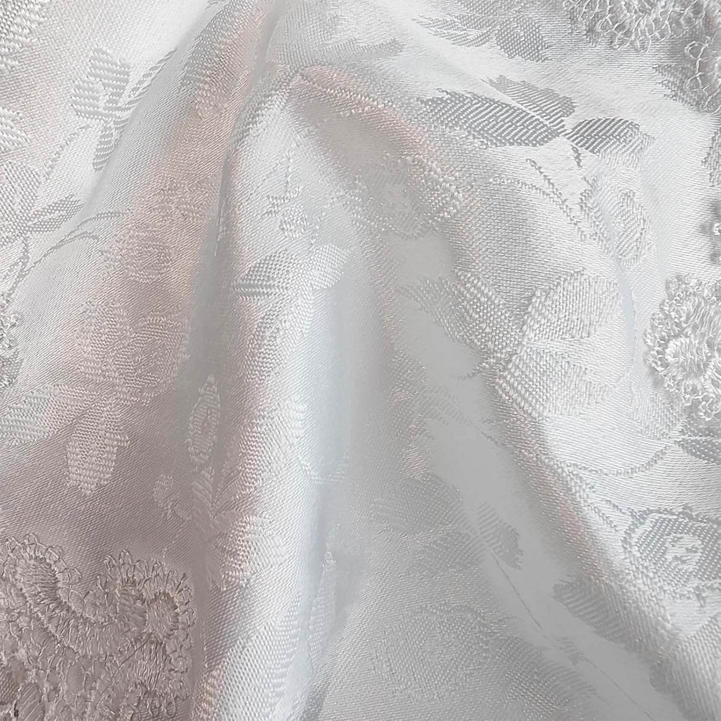 19.743.3 Inch Coffee Tablecloth for Living Room Center Table Doilies Embroidery Lace Tablecloth Home Dining Coffee
