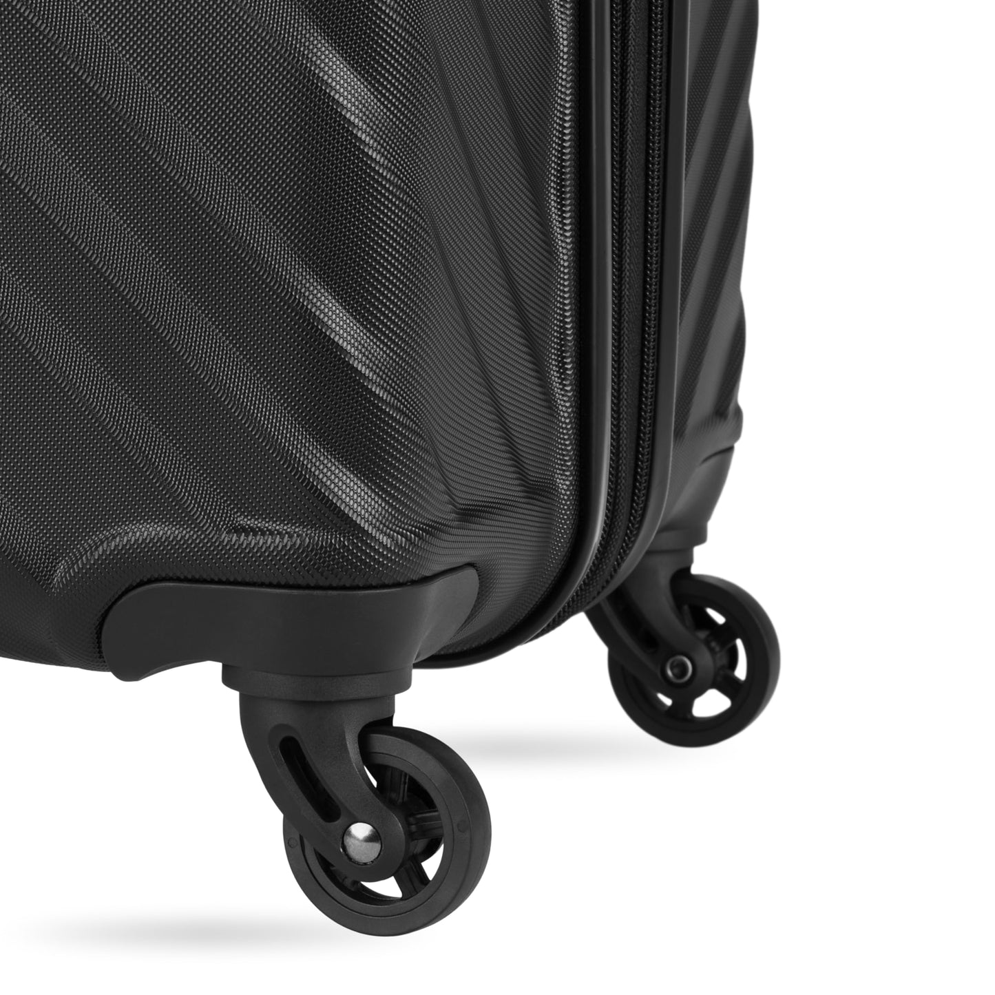 SwissGear Lightweight Expandable Spinner, Black Wave, 3-Piece Set