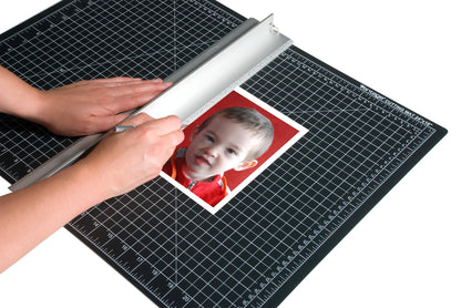 Dahle Vantage 10792 Double-Sided Premium Self-Healing Cutting Mat, 18"x24", 1/2" Grid, 5 Layers for Max Healing, Perfect for Crafts & Sewing, Black