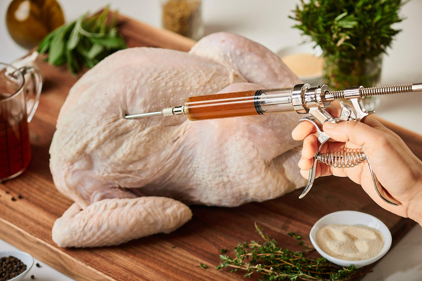 J&B Goods Professional Automatic BBQ Meat Marinade Injector Gun Kit with Case, 2 oz Large Capacity Barrel and 4 Commercial Grade Marinade Needles.