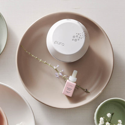 Thymes Pura Refills – 2 Pack of Oil Diffuser Scents – Long-Lasting Pura Diffuser Refills – Premium Home Fragrance – Notes Siberian Fir Needles, Cedarwood & Sandalwood (Frasier Fir, Pack of 2)